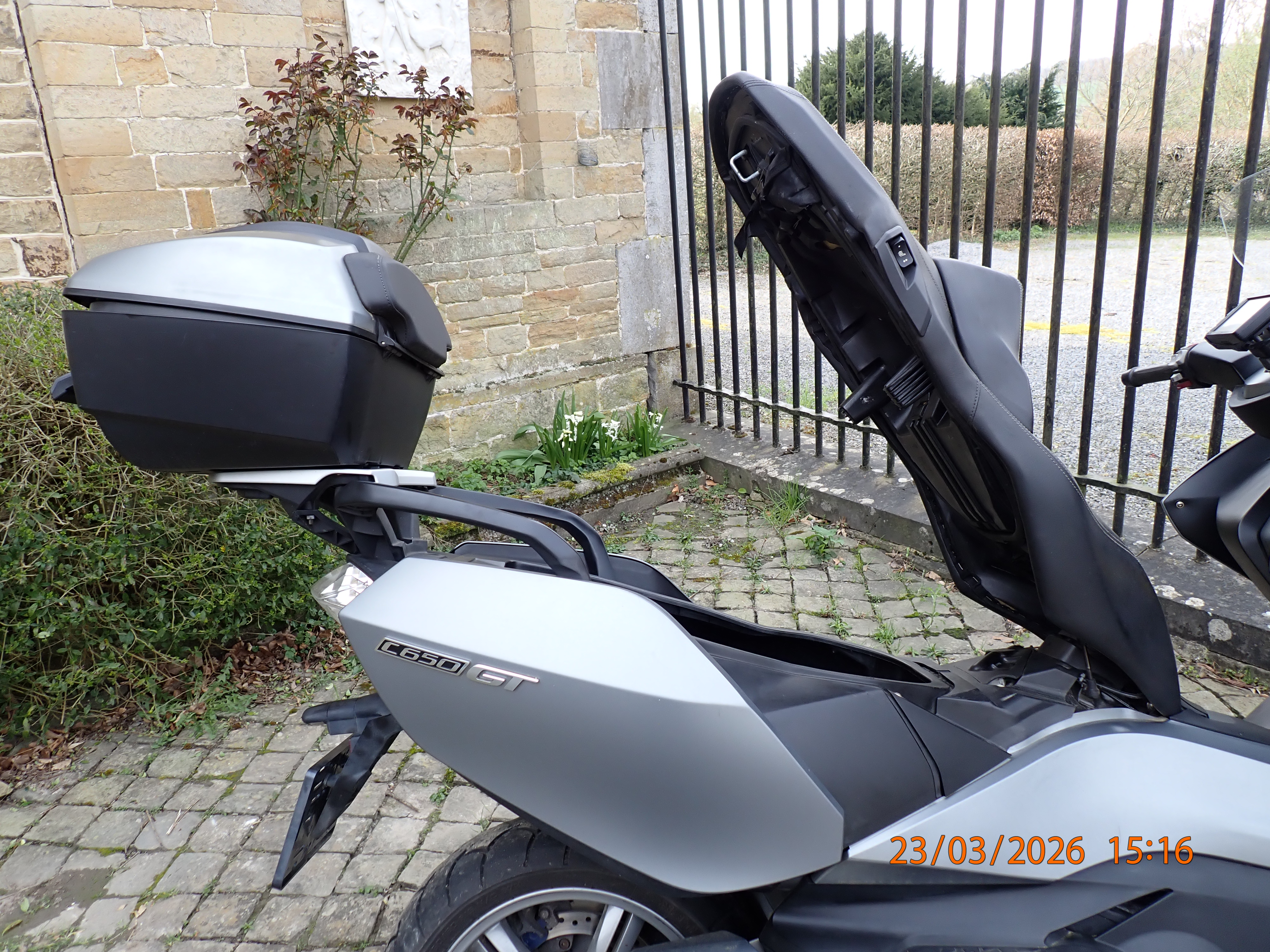 Selle ouverte